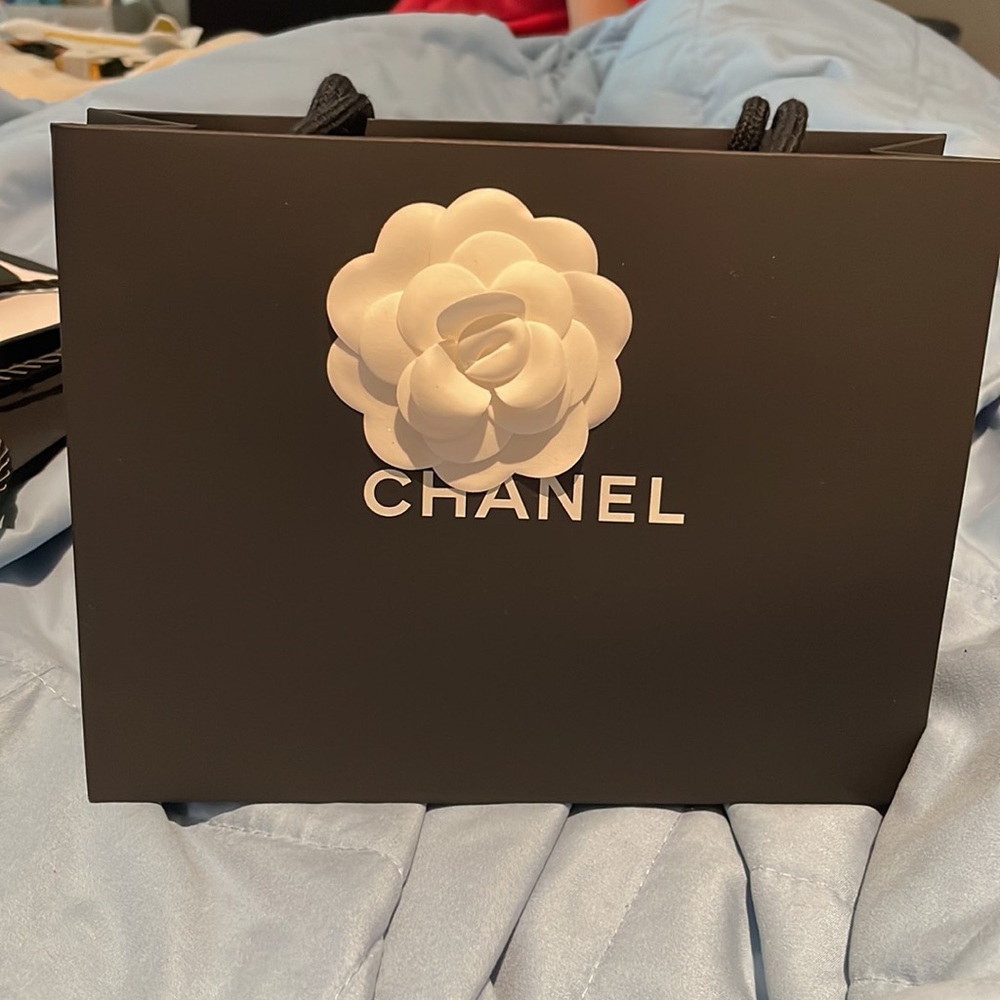 Authentic Chanel shopping bag and camilla flower 🌸